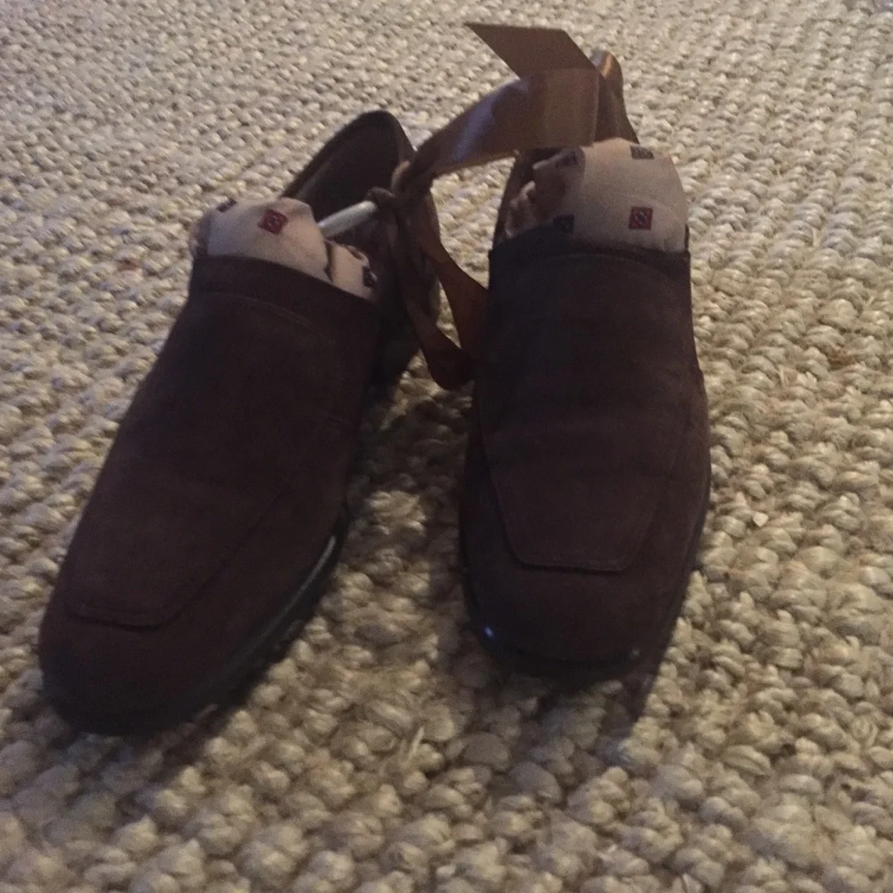 Nordstrom Suede Slip-on Shoes  Brown- 8 EUC